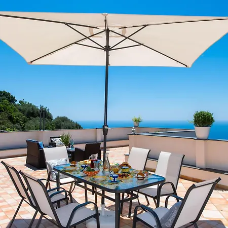 Дом отдыха Genny And Emily *