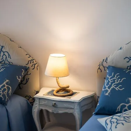 Genny And Emily Positano