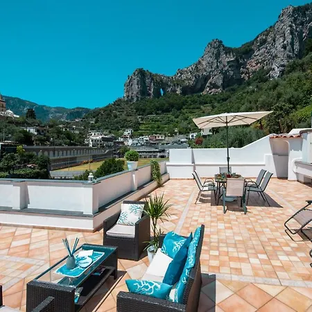 Semesterbostad Genny&emily *