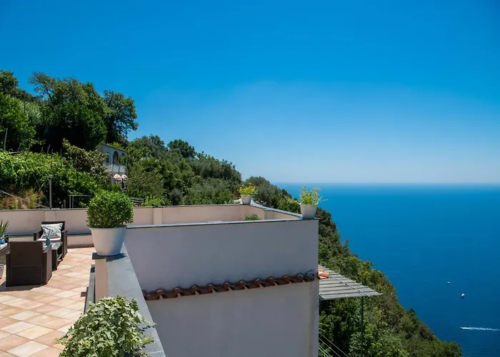 Genny And Emily Ποζιτάνο