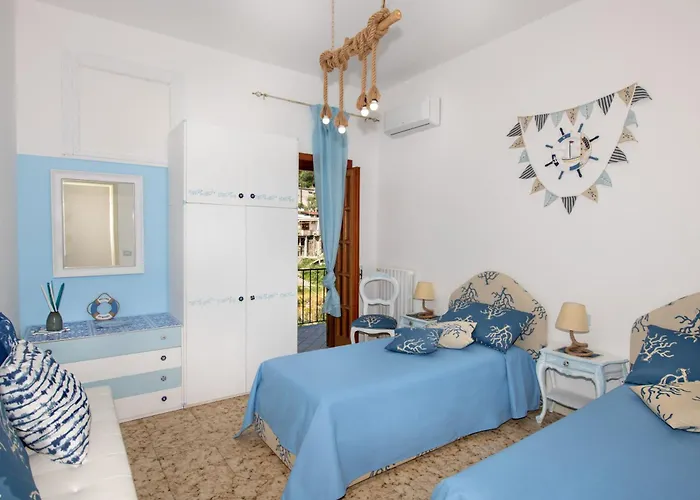 Genny And Emily Будинок відпочинку *