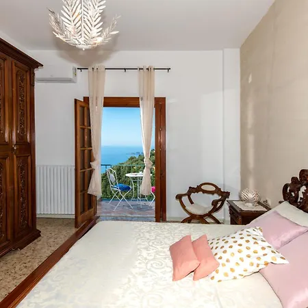 Genny And Emily Positano